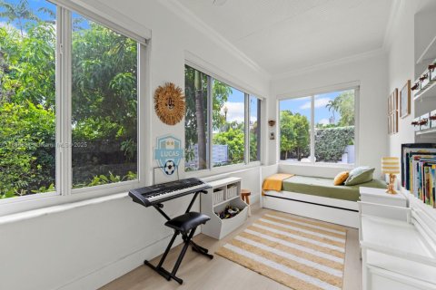 Купить виллу или дом в Майами, Флорида 3 спальни, 159.98м2, № 1952405 - фото 14