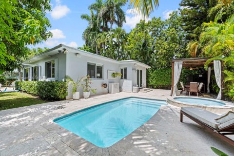 Купить виллу или дом в Майами, Флорида 3 спальни, 159.98м2, № 1952405 - фото 21