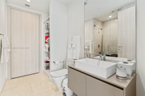 Condo in Miami, Florida, 2 bedrooms  № 1932868 - photo 20