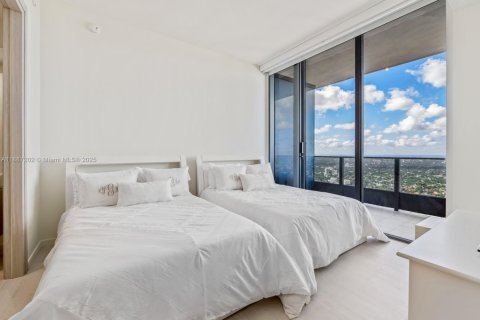 Condo in Miami, Florida, 2 bedrooms  № 1932868 - photo 18