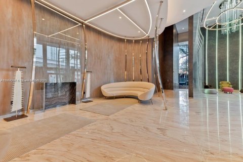 Condo in Miami, Florida, 2 bedrooms  № 1932868 - photo 30