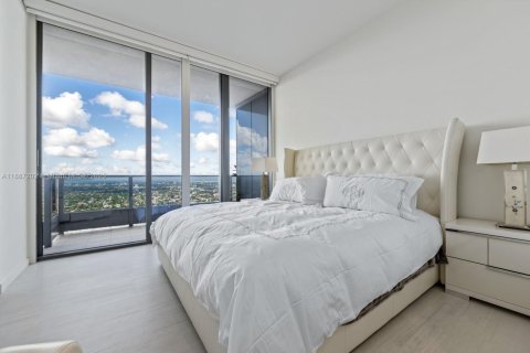 Condo in Miami, Florida, 2 bedrooms  № 1932868 - photo 13