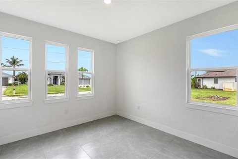 Villa ou maison à vendre à Port Charlotte, Floride: 4 chambres, 224.17 m2 № 2408905 - photo 25