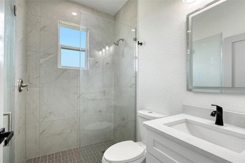 Villa ou maison à vendre à Port Charlotte, Floride: 4 chambres, 224.17 m2 № 2408905 - photo 27