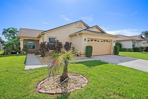 Casa en Bradenton, Florida 2 dormitorios, 127.09 m2 № 2387582