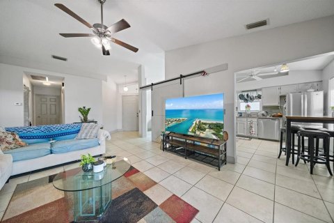 Casa en venta en Bradenton, Florida, 2 dormitorios, 127.09 m2 № 2387582 - foto 21