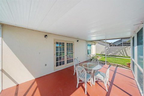 Casa en venta en Bradenton, Florida, 2 dormitorios, 127.09 m2 № 2387582 - foto 13
