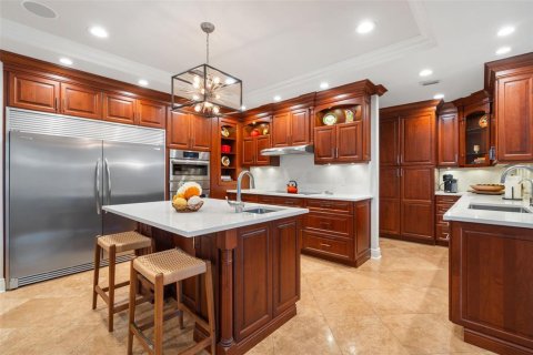 House in Saint Petersburg, Florida 3 bedrooms, 212.28 sq.m. № 2396193 - photo 14