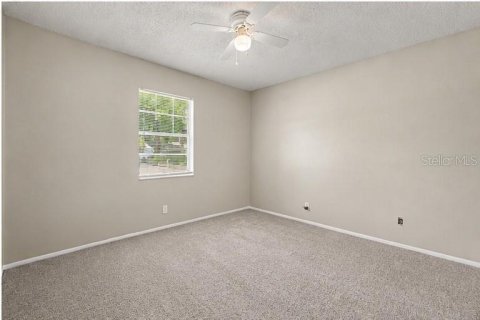 House in Tampa, Florida 3 bedrooms, 90.58 sq.m. № 2239281 - photo 15
