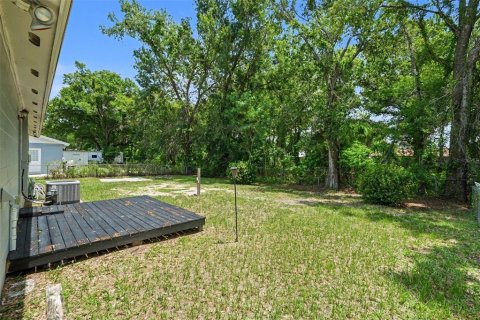 House in Tampa, Florida 3 bedrooms, 90.58 sq.m. № 2239281 - photo 21