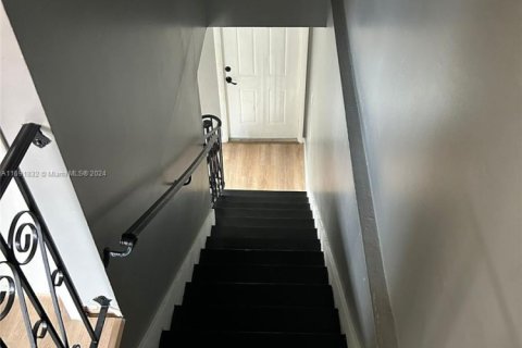 Condominio en venta en Lauderhill, Florida, 2 dormitorios, 94.76 m2 № 2012786 - foto 11