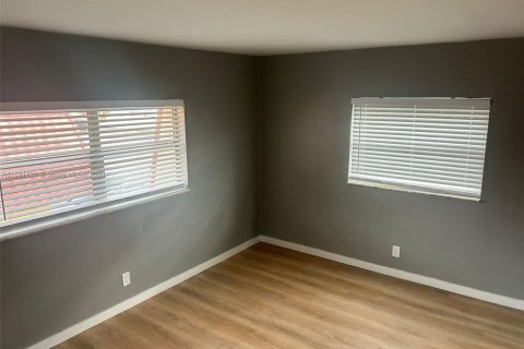 Condominio en venta en Lauderhill, Florida, 2 dormitorios, 94.76 m2 № 2012786 - foto 14