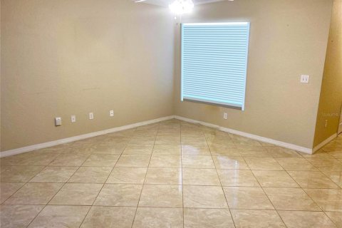 Copropriété à louer à Orange City, Floride: 3 chambres, 97.18 m2 № 2414061 - photo 10