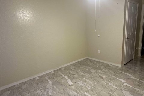 Copropriété à louer à Orange City, Floride: 3 chambres, 97.18 m2 № 2414061 - photo 11
