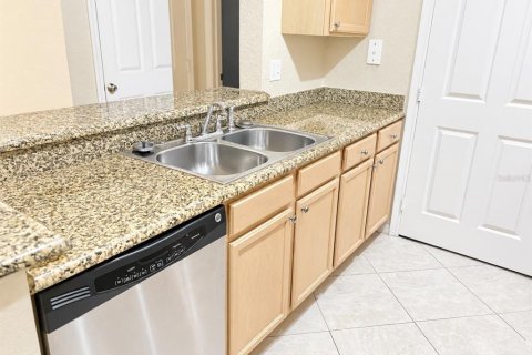 Copropriété à louer à Orange City, Floride: 3 chambres, 97.18 m2 № 2414061 - photo 4