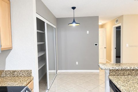 Copropriété à louer à Orange City, Floride: 3 chambres, 97.18 m2 № 2414061 - photo 7