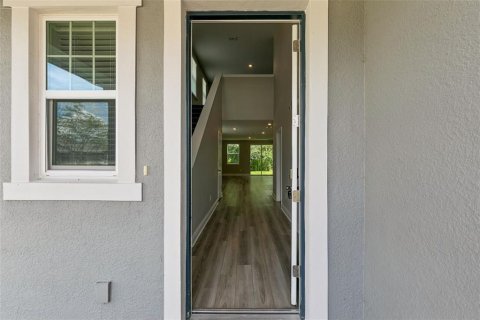 House in Daytona Beach, Florida 4 bedrooms, 219.25 sq.m. № 2391734 - photo 7