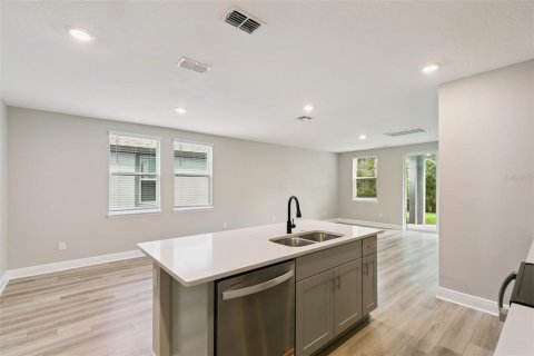 House in Daytona Beach, Florida 4 bedrooms, 219.25 sq.m. № 2391734 - photo 16