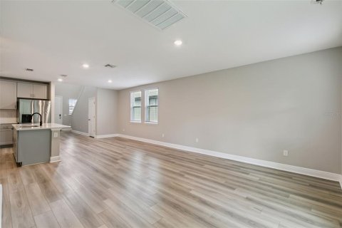 House in Daytona Beach, Florida 4 bedrooms, 219.25 sq.m. № 2391734 - photo 12