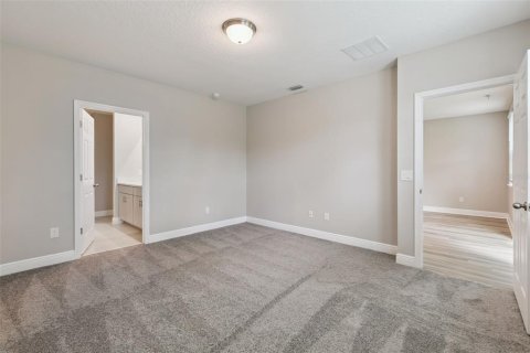 House in Daytona Beach, Florida 4 bedrooms, 219.25 sq.m. № 2391734 - photo 26