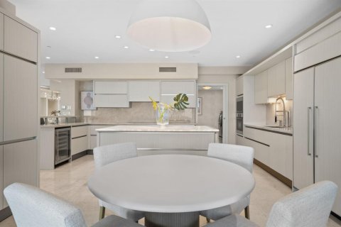 Condominio en venta en Fort Lauderdale, Florida, 3 dormitorios, 298.22 m2 № 2242026 - foto 19