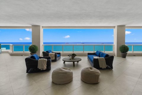 Condominio en venta en Fort Lauderdale, Florida, 3 dormitorios, 298.22 m2 № 2242026 - foto 26