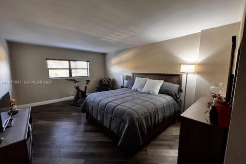Condominio en alquiler en Miami, Florida, 2 dormitorios, 136.57 m2 № 2080831 - foto 7