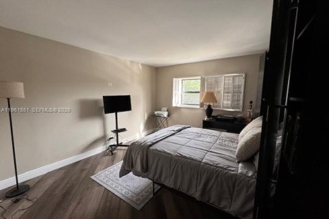 Condominio en alquiler en Miami, Florida, 2 dormitorios, 136.57 m2 № 2080831 - foto 14
