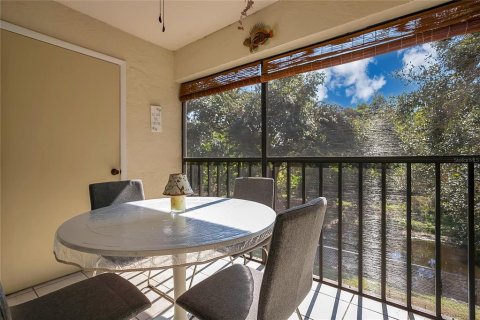 Condo in Seminole, Florida, 2 bedrooms  № 1523222 - photo 21