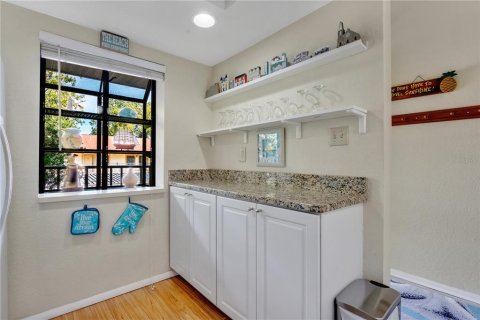 Condo in Seminole, Florida, 2 bedrooms  № 1523222 - photo 7