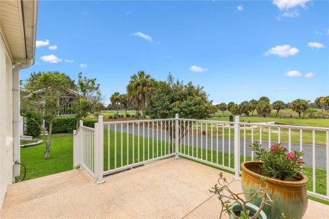 House in The Villages, Florida 3 bedrooms, 185.8 sq.m. № 2231198 - photo 7