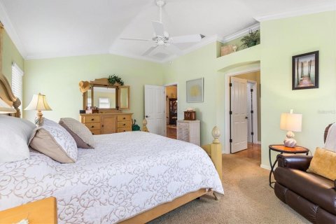 House in The Villages, Florida 3 bedrooms, 185.8 sq.m. № 2231198 - photo 26