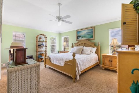 House in The Villages, Florida 3 bedrooms, 185.8 sq.m. № 2231198 - photo 25
