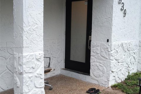 Casa en venta en Fort Lauderdale, Florida, 3 dormitorios, 98.38 m2 № 1978232 - foto 18