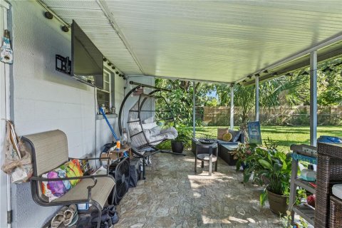 Villa ou maison à vendre à Ellenton, Floride: 3 chambres, 122.91 m2 № 1898851 - photo 11