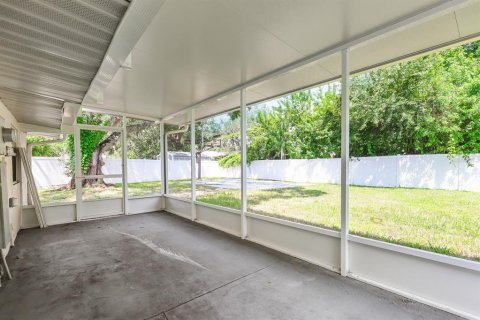 Villa ou maison à louer à Tampa, Floride: 3 chambres, 130.43 m2 № 2339714 - photo 23