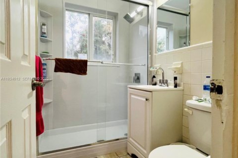 Casa en venta en Fort Lauderdale, Florida, 3 dormitorios, 115.01 m2 № 1992386 - foto 12