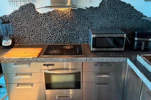 Condo in Miami Beach, Florida, 1 bedroom  № 2246897 - photo 2