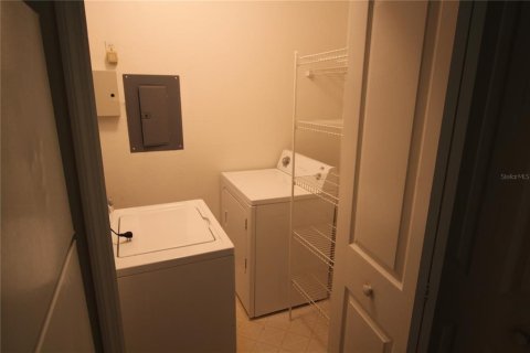 Condo in Riverview, Florida, 1 bedroom  № 1912302 - photo 7