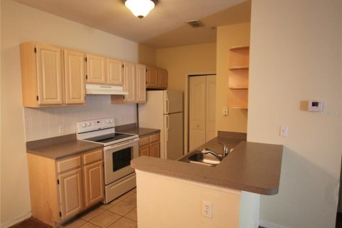 Condo in Riverview, Florida, 1 bedroom  № 1912302 - photo 2