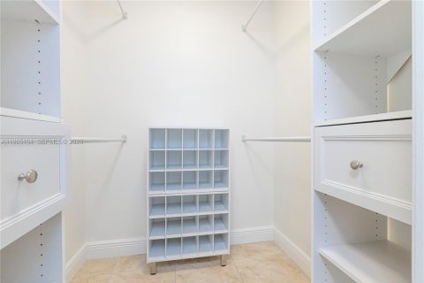 Condominio en alquiler en Miami, Florida, 2 dormitorios, 82.96 m2 № 2026485 - foto 10