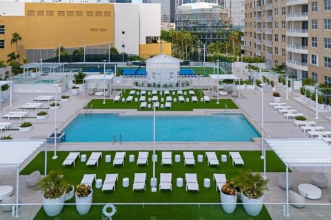 Condo in Miami, Florida, 2 bedrooms  № 1696781 - photo 19