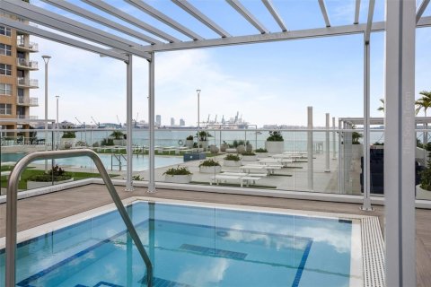 Condo in Miami, Florida, 2 bedrooms  № 1696781 - photo 22