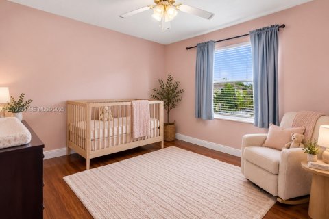 Casa en venta en Miramar, Florida, 6 dormitorios, 313.17 m2 № 2382906 - foto 28