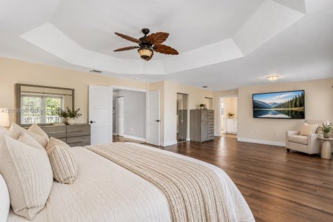 Casa en venta en Miramar, Florida, 6 dormitorios, 313.17 m2 № 2382906 - foto 19