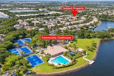 Casa en venta en Miramar, Florida, 6 dormitorios, 313.17 m2 № 2382906 - foto 6