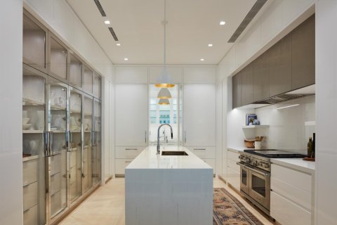 Condo in Palm Beach, Florida, 5 bedrooms  № 2087702 - photo 12