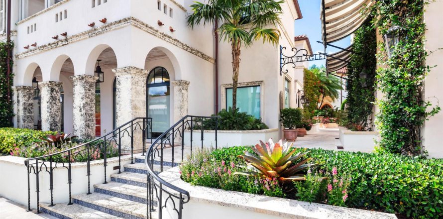 Condo in Palm Beach, Florida, 5 bedrooms  № 2087702