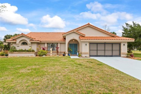 House in Palm Coast, Florida 3 bedrooms, 194.17 sq.m. № 1521638 - photo 2