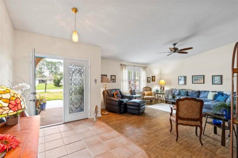 House in Palm Coast, Florida 3 bedrooms, 194.17 sq.m. № 1521638 - photo 4